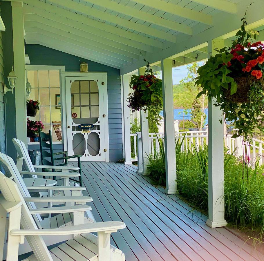 Broadwater Inn & Cottages Baddeck Exterior photo
