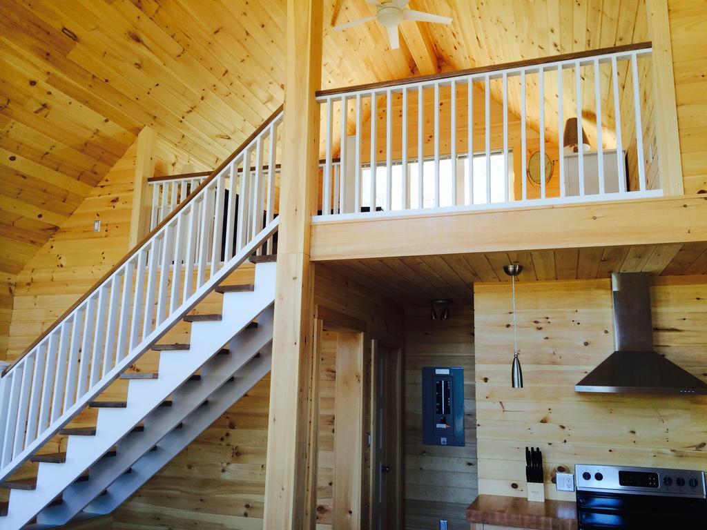 Broadwater Inn & Cottages Baddeck Room photo